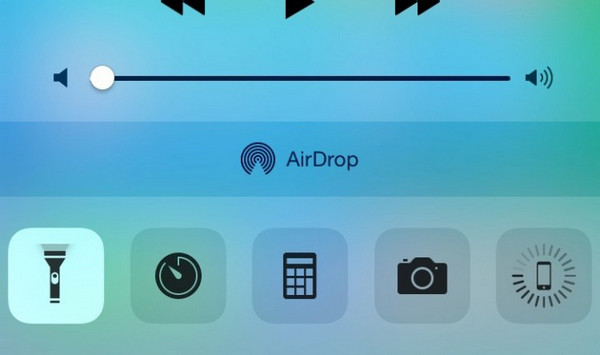Encender linterna en iPhone