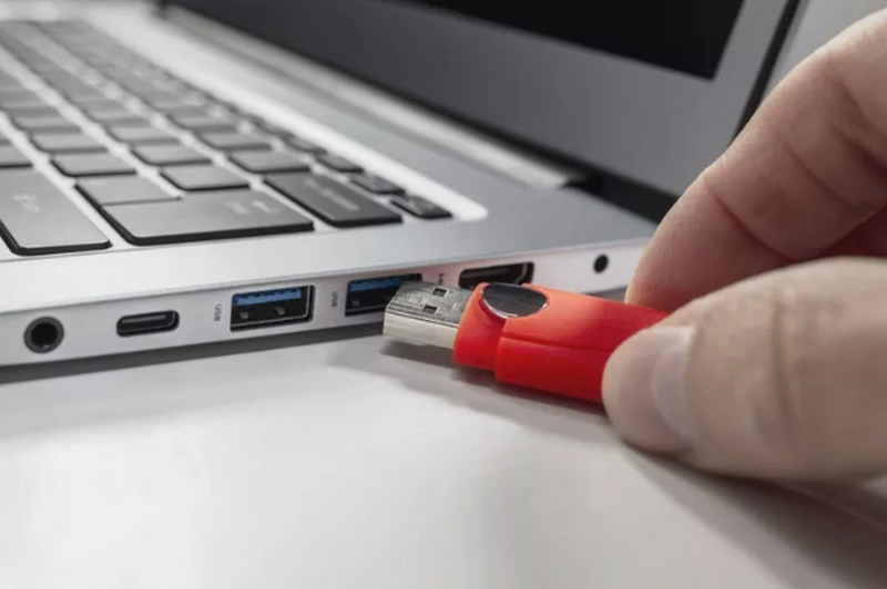 Pruebe diferentes puertos USB